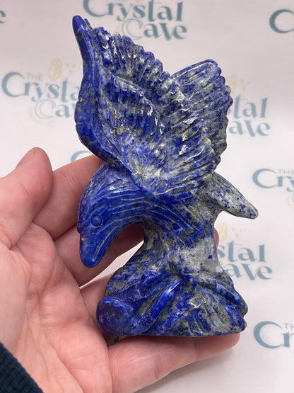 Lapis Lazuli Bird Carving: Statement Piece